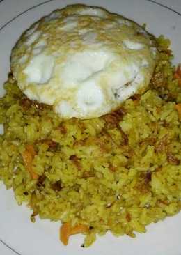 Nasi goreng kunyit kencur