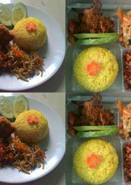 Nasi kuning spesial with ð'
