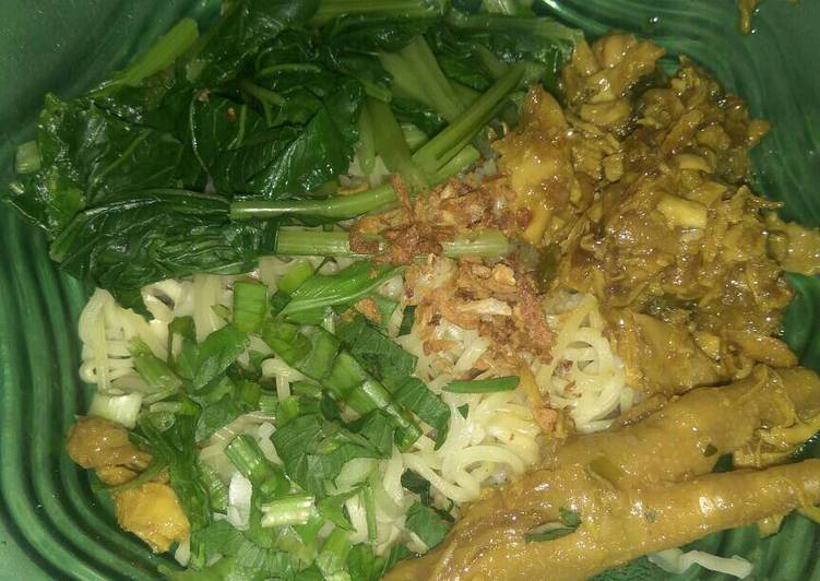 Resep Mie ayam ceker homemade non msg Oleh Nanik