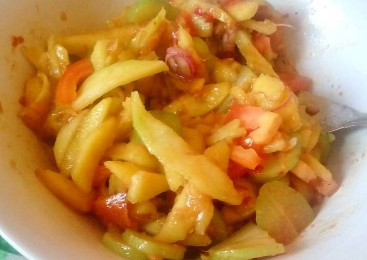 gambar untuk resep Mango Thai Salad