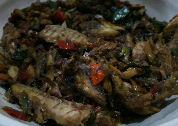  Resep Ikan Pindang Bumbu Pedas oleh Diani Cookpad