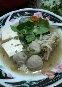 Bakso daging sapi kuah sederhana