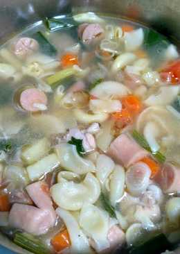 Sop ayam makaroni