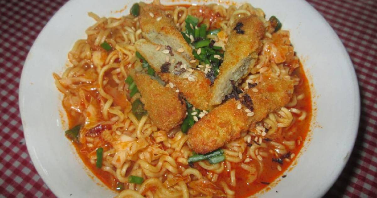 Resep Mie  Rebus Kuah Pedas  Ala Mei oleh Meilynda Nadya 