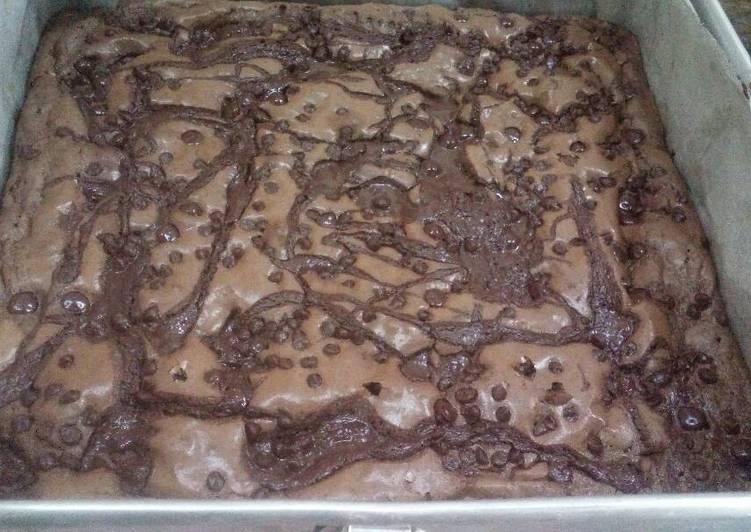 gambar untuk resep Triple chocolate brownis sungai chocolatos ala ummu allegra