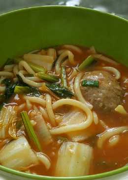 Udon kuah kental pedas asam manis