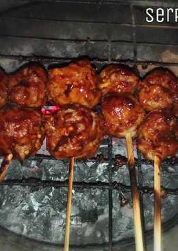 Bakso Bakar Pedas Kelenger isi Ayam Pedas dan Telur Puyuh