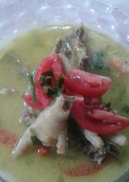 Soto ceker tulang ayam