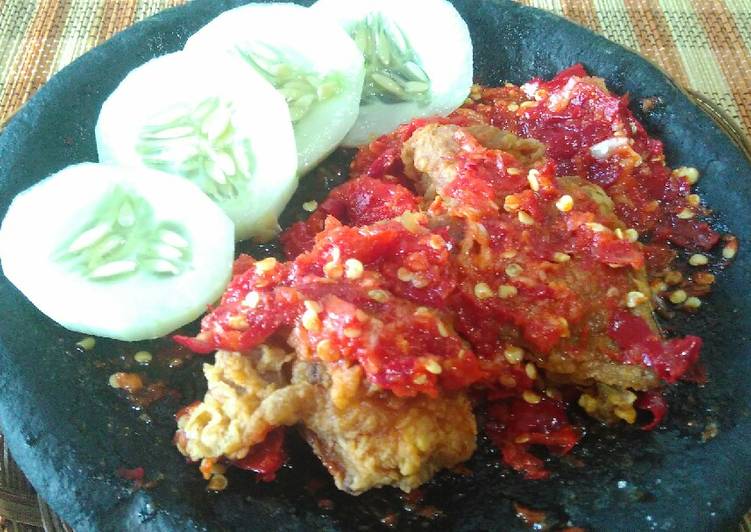 Resep Ayam geprek Kiriman dari hj Tintin Purnama Sari