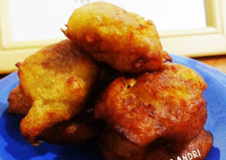 resep makanan Kue pisang goreng / cekodok pisang????