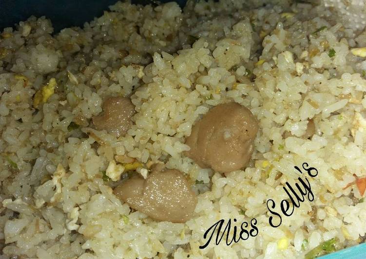 gambar untuk resep makanan Nasi Goreng Bakso