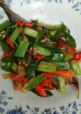 Tumis ikan cue cabe ijo