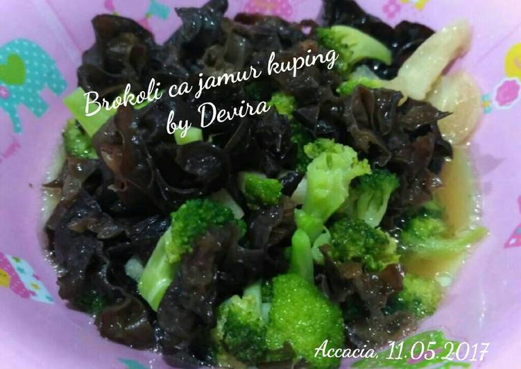 resep masakan Brokoli ca jamur kuping