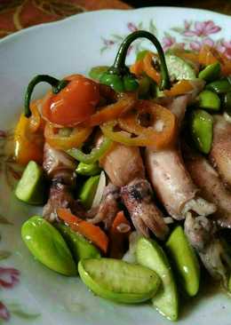 Sambal I Cute (Ikan cumi-cumi pete)