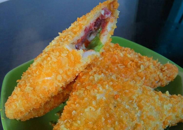 resep makanan Risol isi Sandwich Kornet