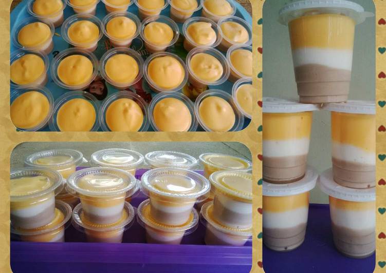 gambar untuk resep Es krim chocho layered vanilla mango