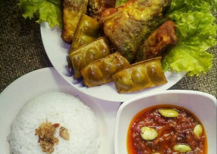 Resep Bandeng Goreng Tepung dan Sambal Pete ala Lesehan By Ayu
Saraswati E.P