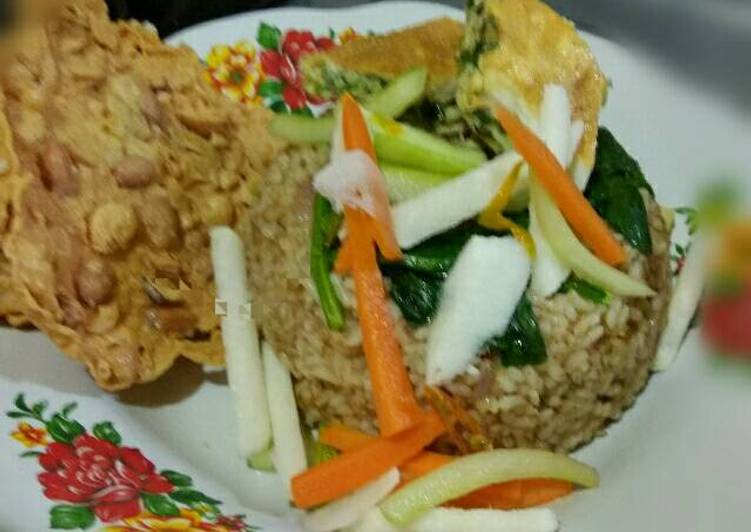 Resep Nasi goreng bumbu pecel Dari Anto