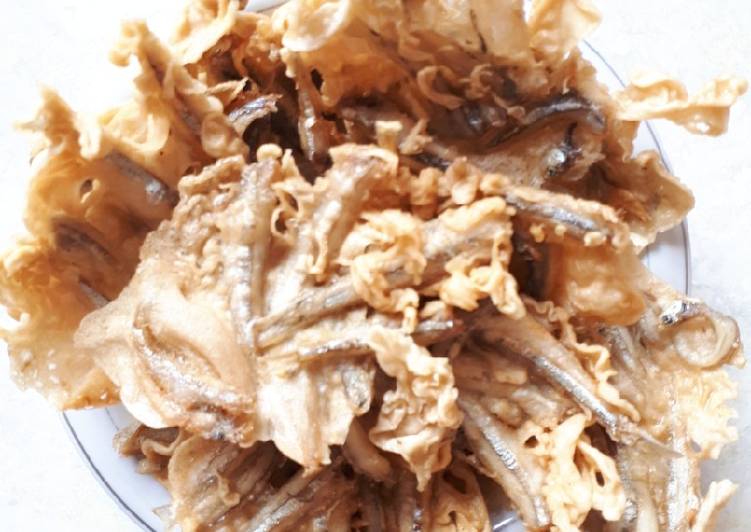 Peyek teri basah recipe main photo