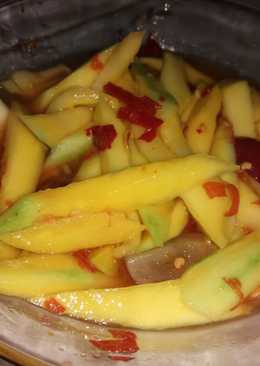 Asinan mangga anggur