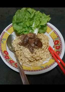 Mie Ayam Cah Jamur