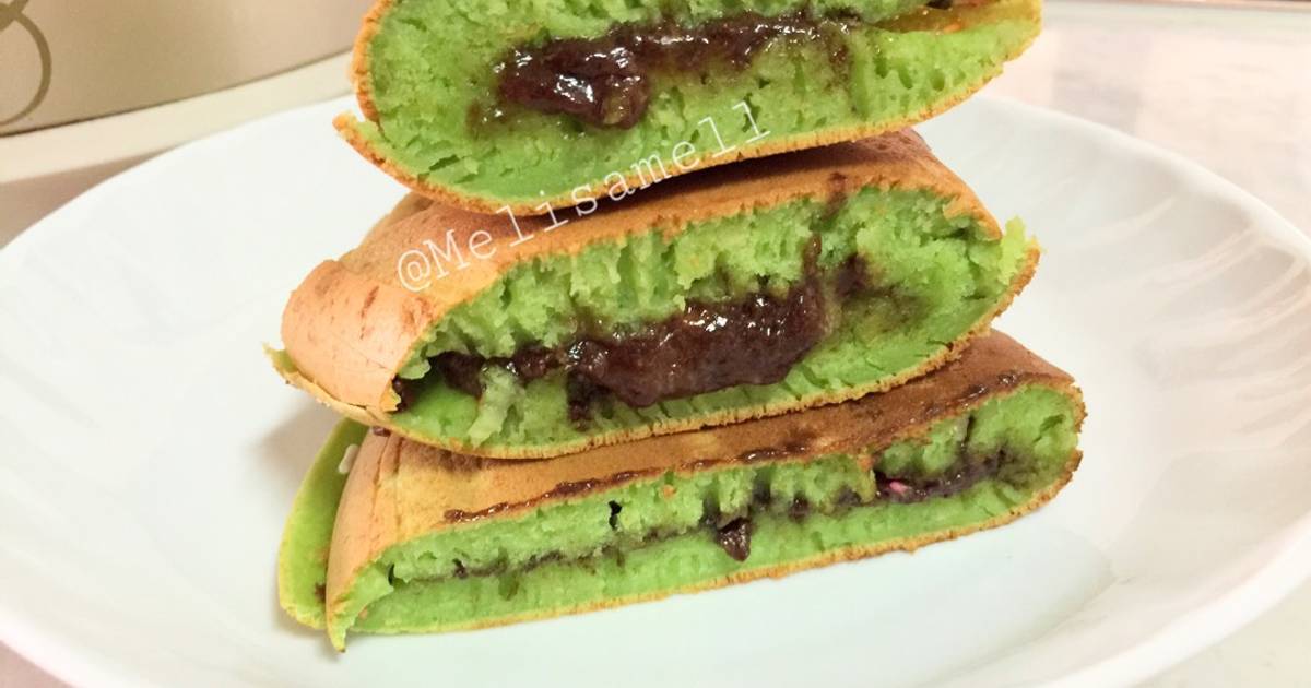 Resep Martabak manis pandan oleh Melisa Winatamarjito 