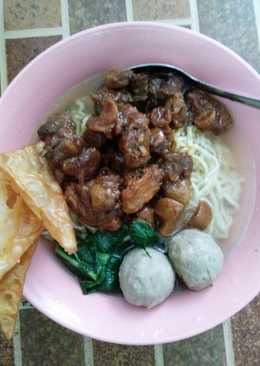 Mie ayam ala ika