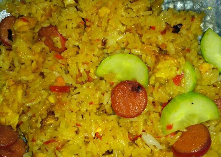 resep lengkap untuk Nasi goreng kunyit