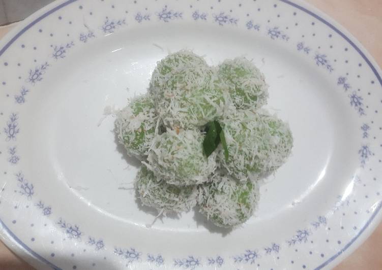 Resep Bola Ketan / Klepon Gula Merah Karya lisa meiliana