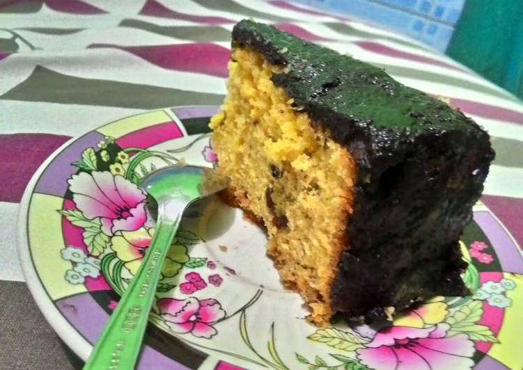 cara membuat Bolu pisang kurma dengan coklat ganache