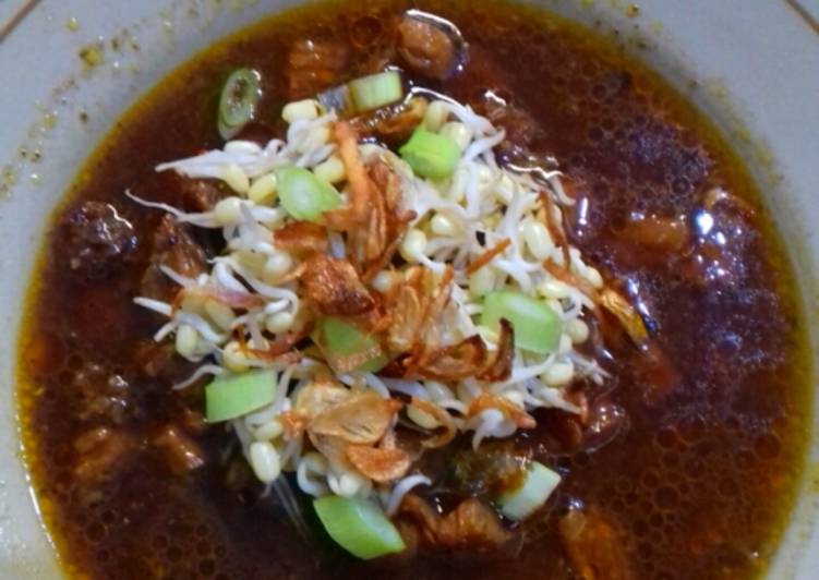  Resep  Rawon  daging sapi  oleh Selisa Zakiah Cookpad