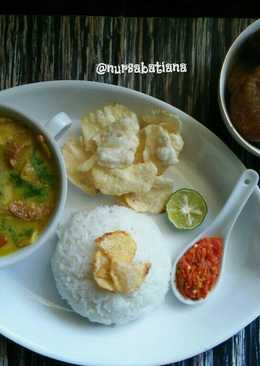 Soto Betawi (Versi Santan dan Kunyit)