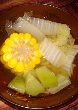 Sayur bening sawi putih