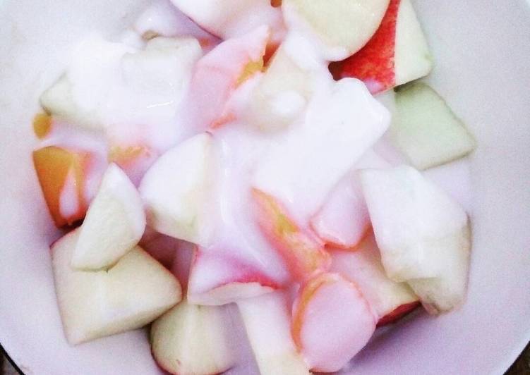 gambar untuk cara membuat Salad buah yoghurt simple dan segar