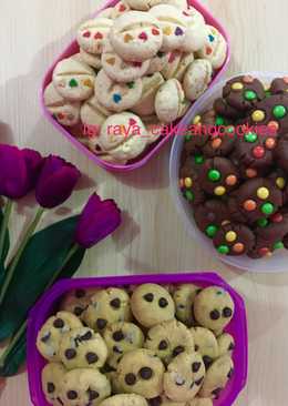 Rainbow choco cookies