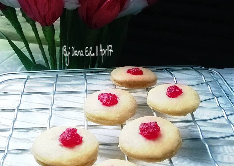 resep Kue kering toping Selai Strawberry || 3 bahan, no mixer (Pr_KueKering)