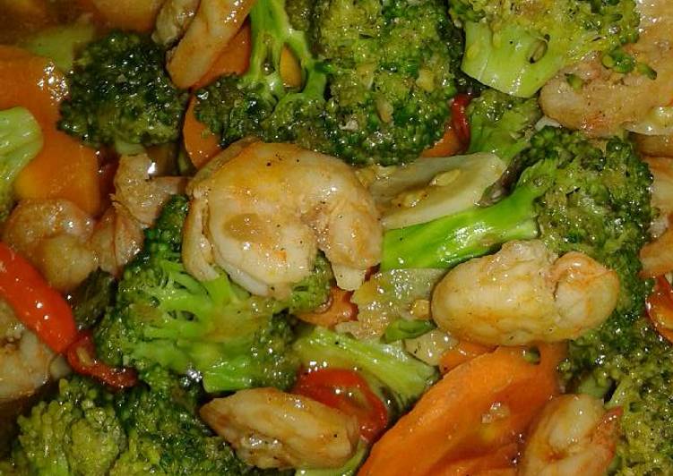 resep lengkap untuk Cah BroDuTel (brokoli udang wortel)