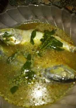 Ikan kembung kuah kuning kemangi