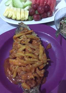 Gurame Goreng Sambal Asam Manis Nanas