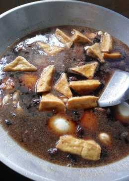 LOU NENG a.k.a SEMUR AYAM TELUR