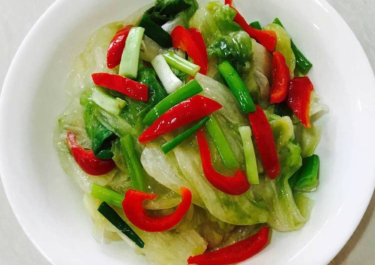 Resep Tumis sayur selada (talume)& cabe paprika Karya Angela Litha