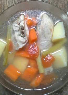 Sop ayam kentang wortel