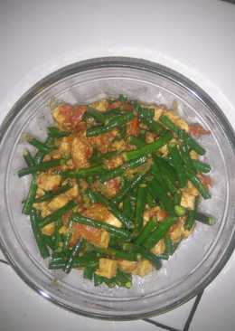 Kacang panjang tumis tomat