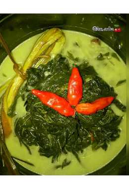 Sayur Daun Singkong Kuah Kuning