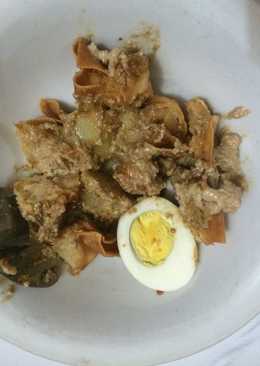 Siomay pangsit goreng
