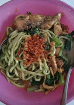 Mie ayam hijau homemade