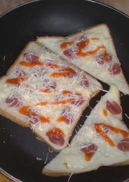 Roti bakar ala pizza