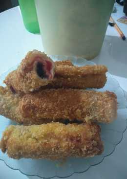 Roti goreng strawbery coklat