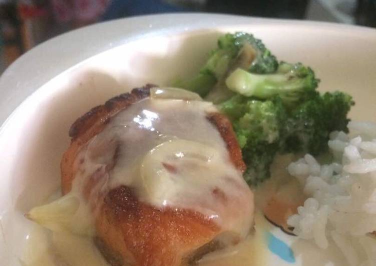 resep Salmon panggang saus krim