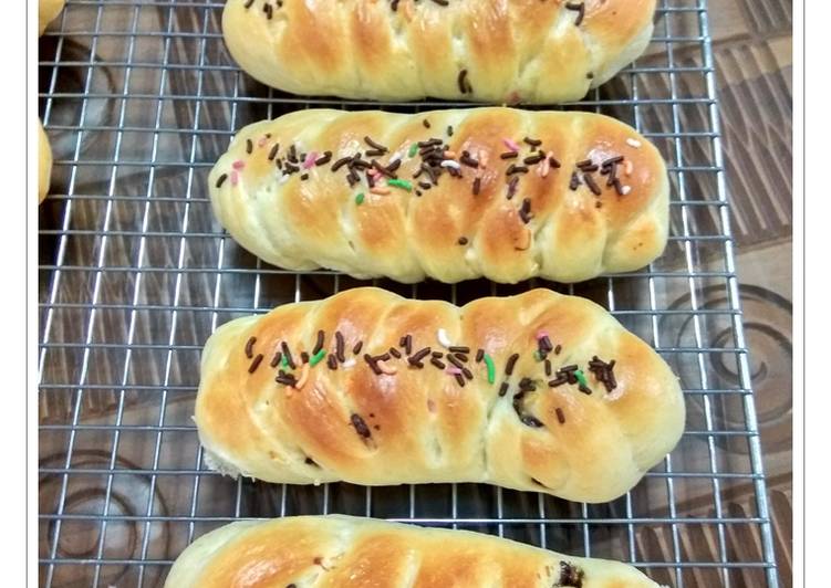 Resep Roti Coklat  Keju Killer Soft  Bread by Victoria 